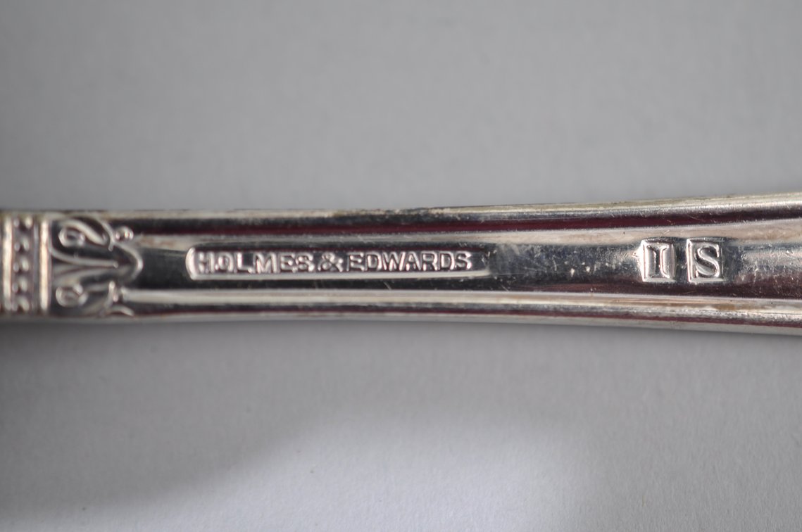 Holmes and Edwards Silverware Set w/ Case, photo 37 of 41