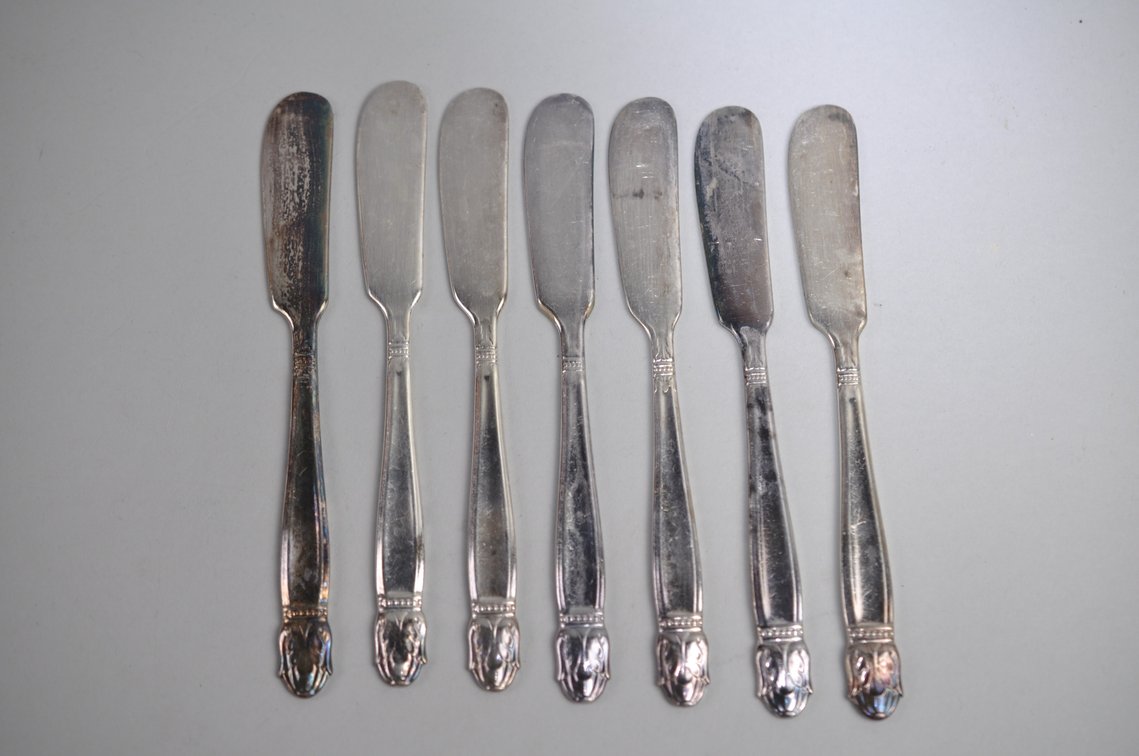 Holmes and Edwards Silverware Set w/ Case, photo 39 of 41