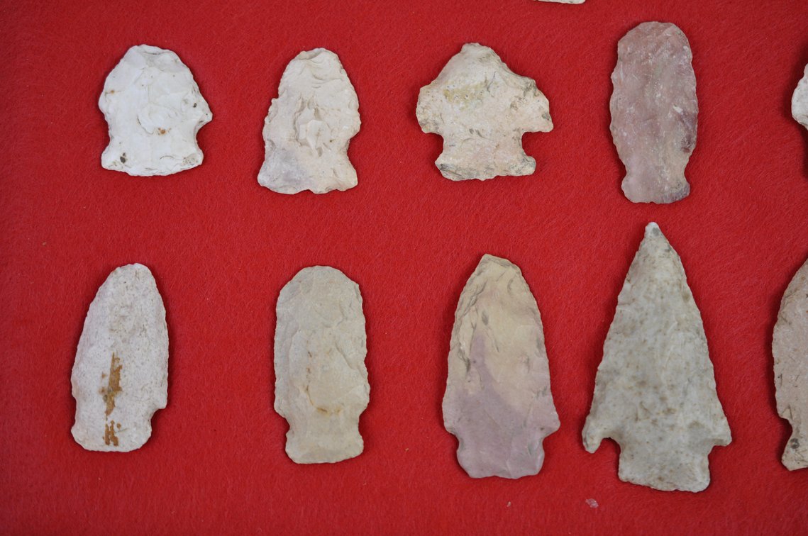 Collection of Arrowheads and Displays, photo 14 of 30
