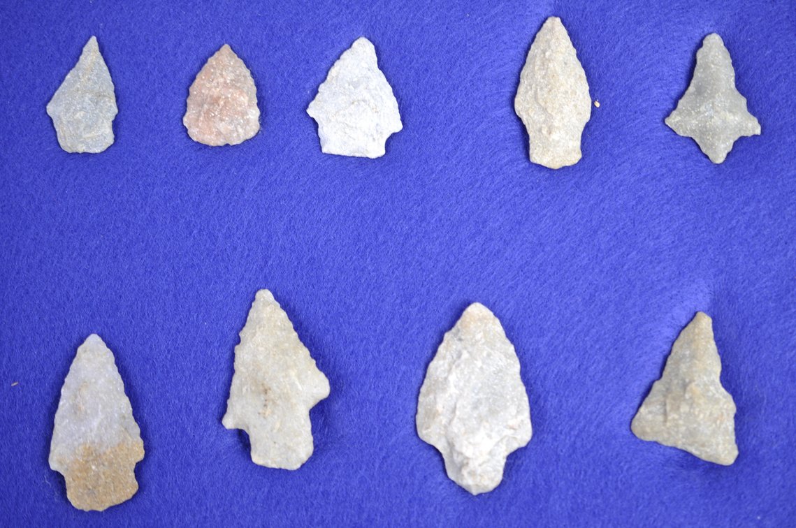 Collection of Arrowheads and Displays, photo 25 of 30