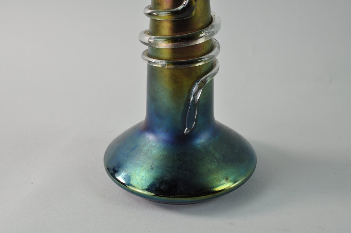 Loetz Glass Art Nouveau Snake Vase, photo 3 of 11