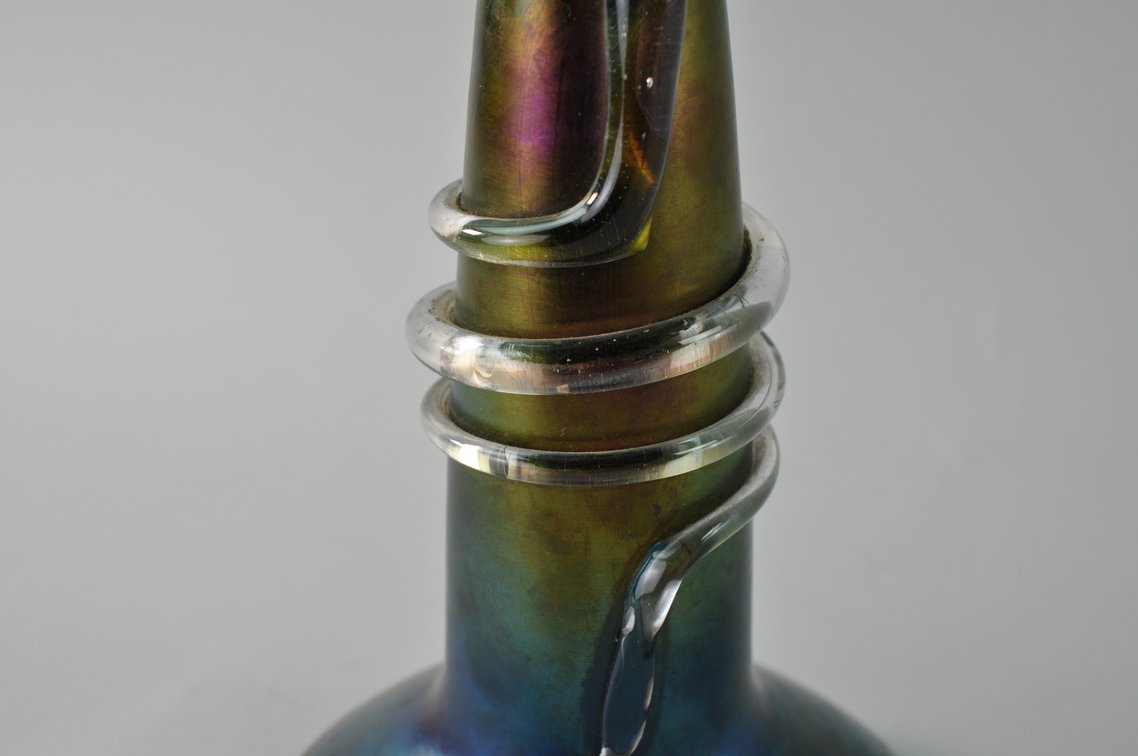 Loetz Glass Art Nouveau Snake Vase, photo 4 of 11