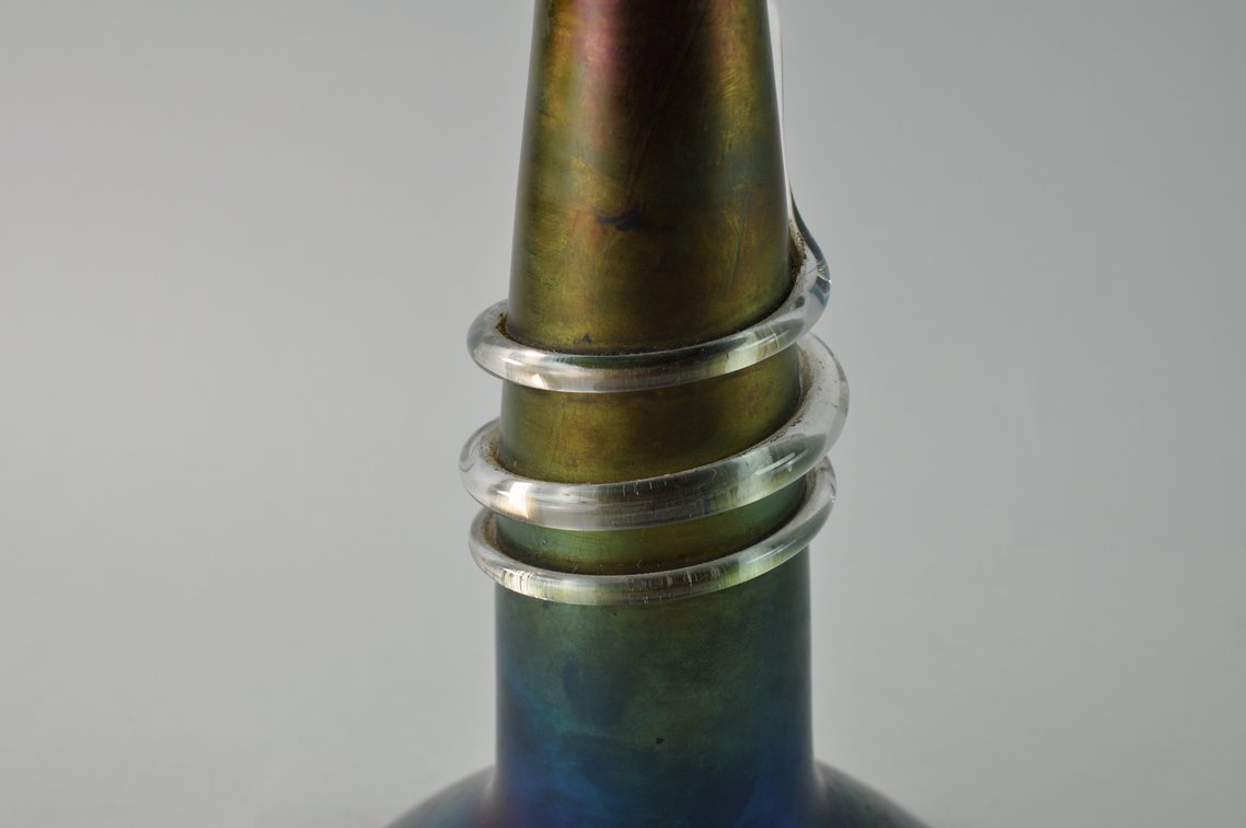 Loetz Glass Art Nouveau Snake Vase, photo 6 of 11