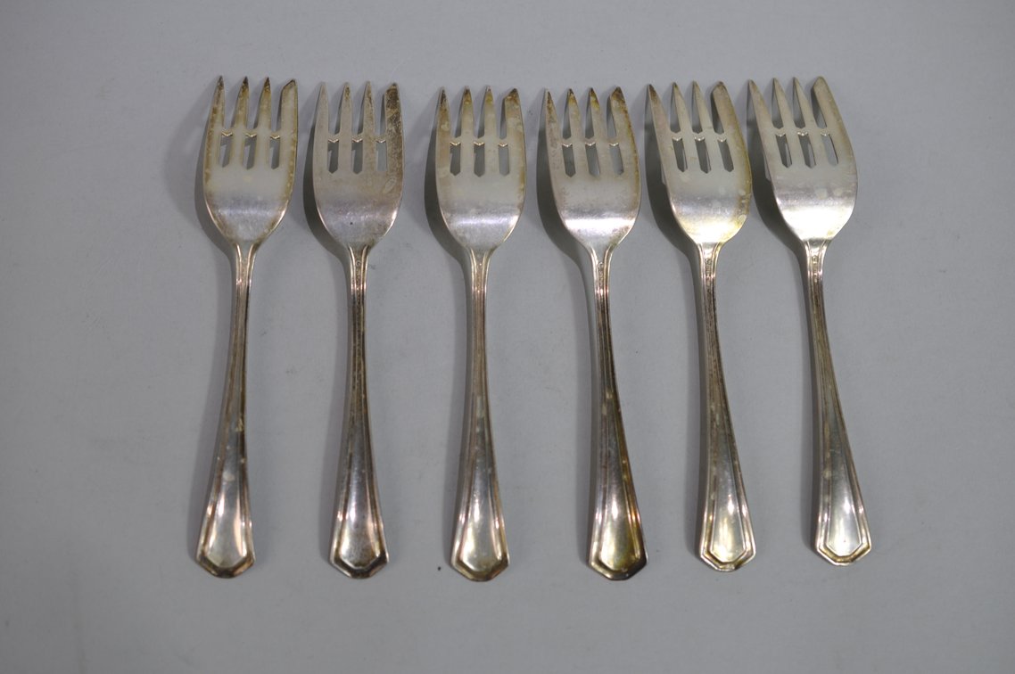 CW Sterling Forks and Tong Collection, photo 4 of 8