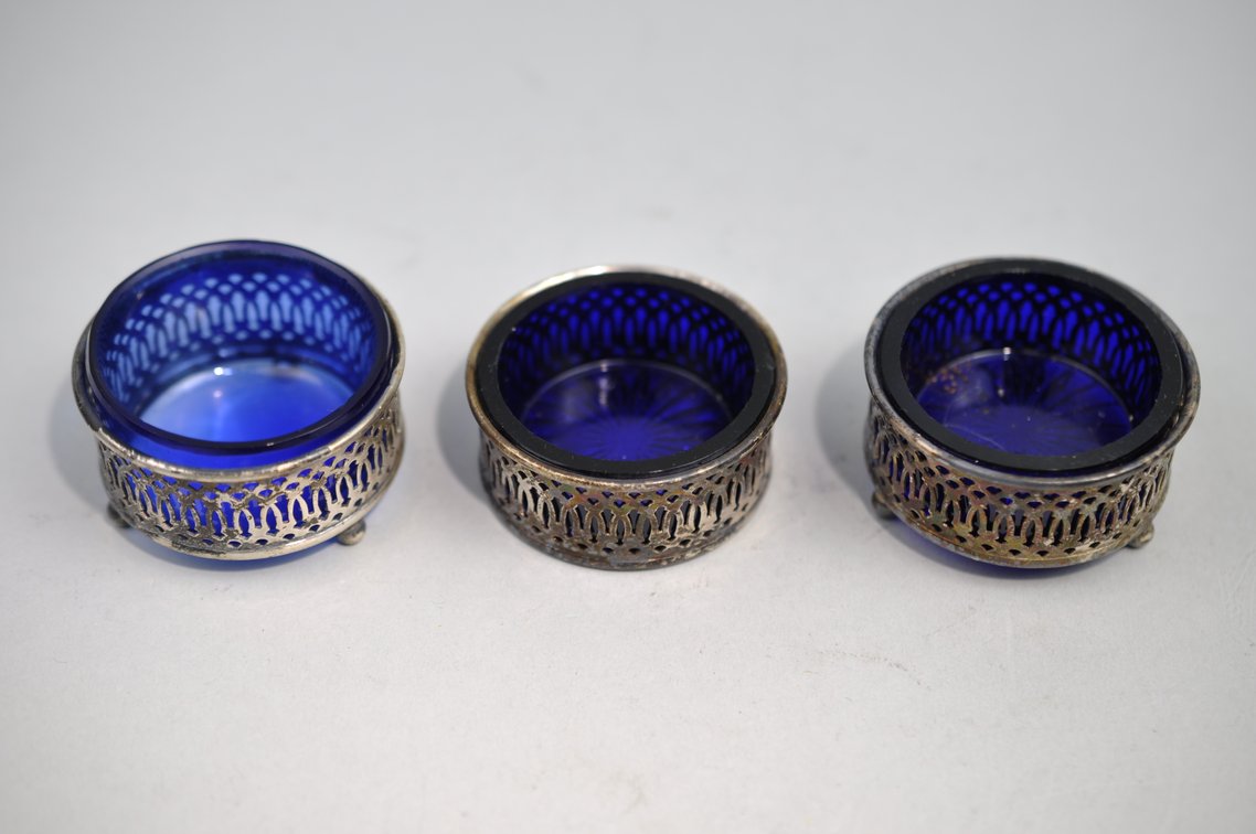 Sterling Silver Salt Cellars w/Blue Inserts, photo 23 of 29