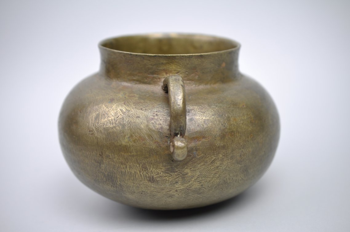 16th Century Bronze Cauldron Cooking Pot, photo 4 of 9