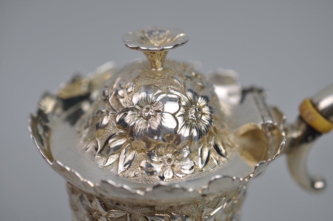 Sterling Silver Repousse' Tea Pot, photo 5 of 14