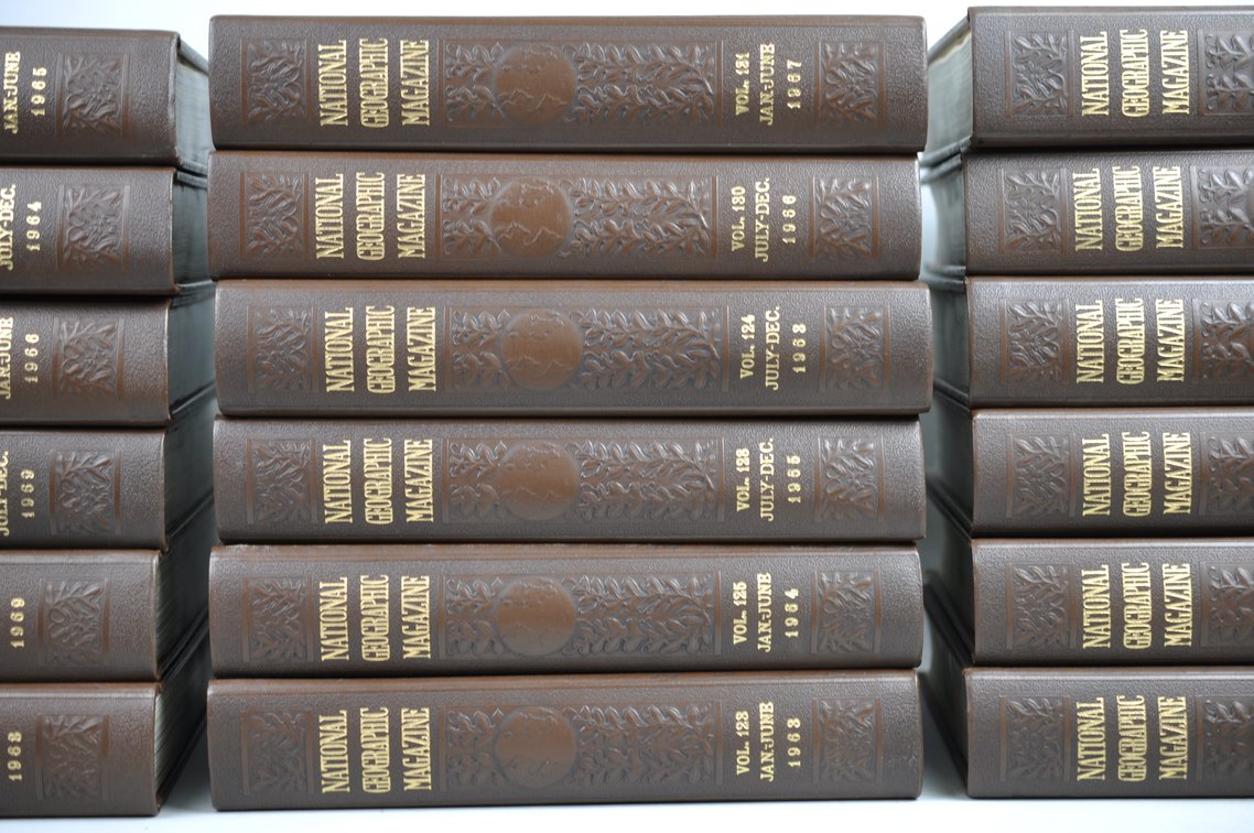 Vol. 119-136 National Geographic 1961-1969 Brown Leather Bound, photo 3 of 12