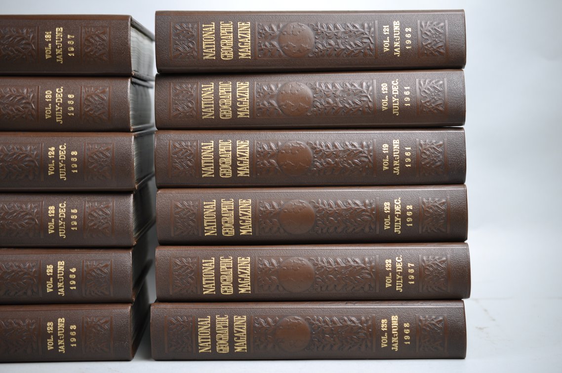 Vol. 119-136 National Geographic 1961-1969 Brown Leather Bound, photo 4 of 12
