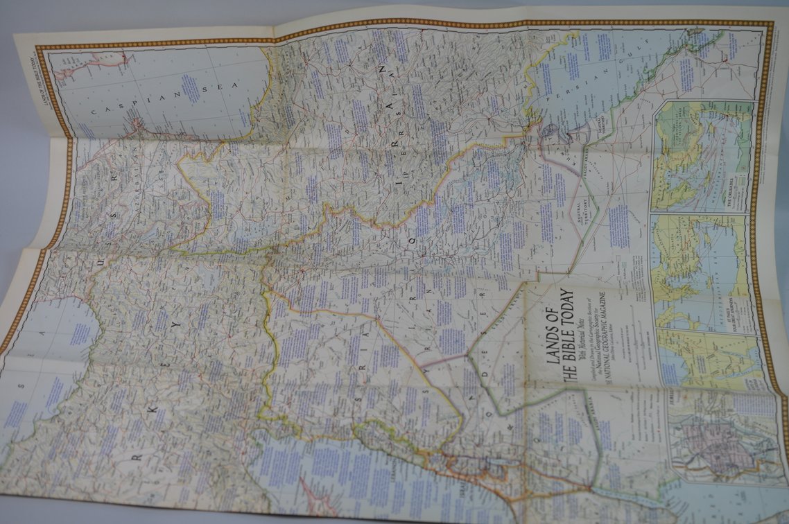 National Geographic Collection of 100 Maps, photo 7 of 7