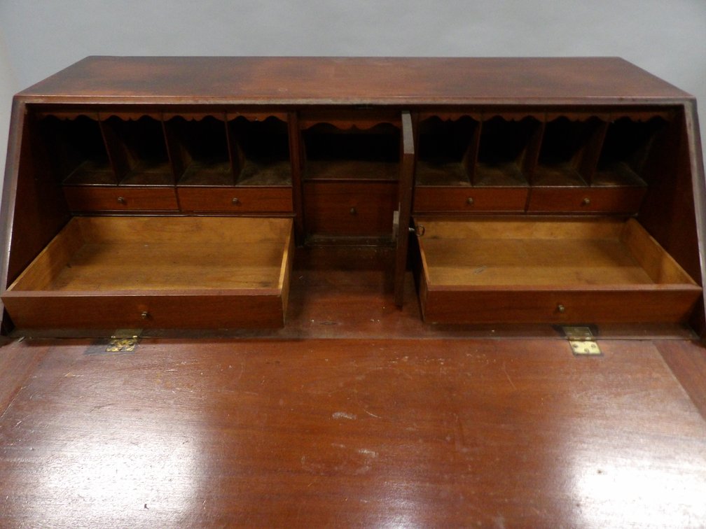 Federal Walnut Chippendale Desk, photo 8 of 12