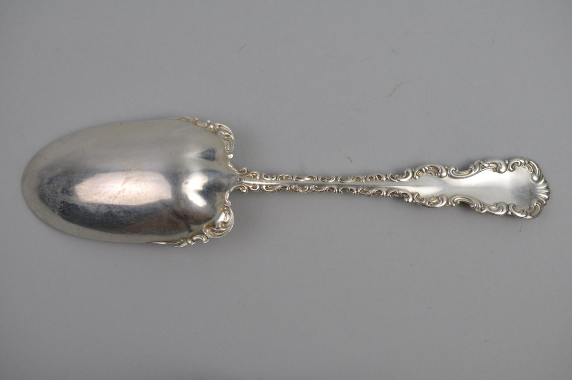 Louis XV Sterling Silver Serving Ware Set, photo 8 of 14