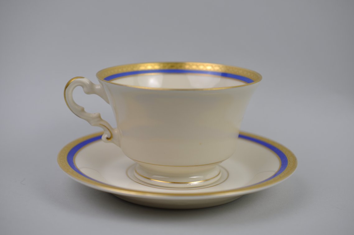 Wayne Syracuse China 19 Teacups & Saucers, photo 11 of 20