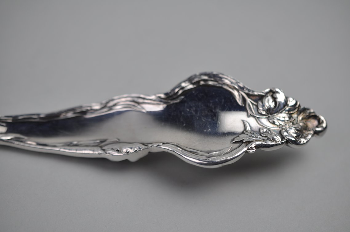 Reed & Barton Les Six Fleurs Pattern Sterling Silver Gravy Ladle, photo 9 of 11