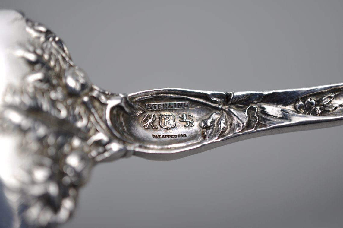 Reed & Barton Les Six Fleurs Pattern Sterling Silver Fork, photo 9 of 9