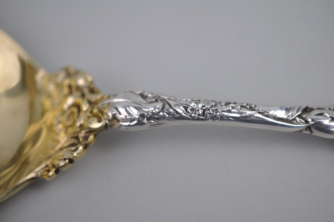Reed & Barton Les Six Fleurs Sterling Casserole Spoon, photo 4 of 9
