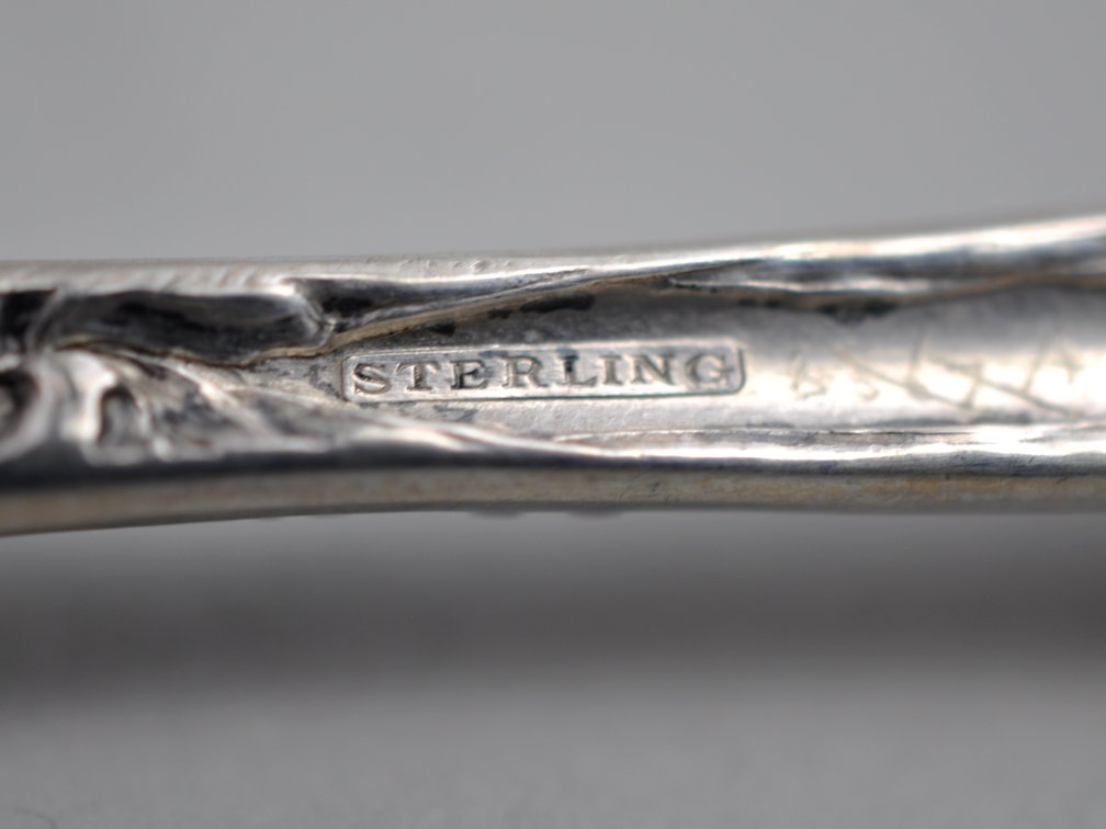 Reed & Barton Les Six Fleurs Sterling Condiment Spoon, photo 10 of 11
