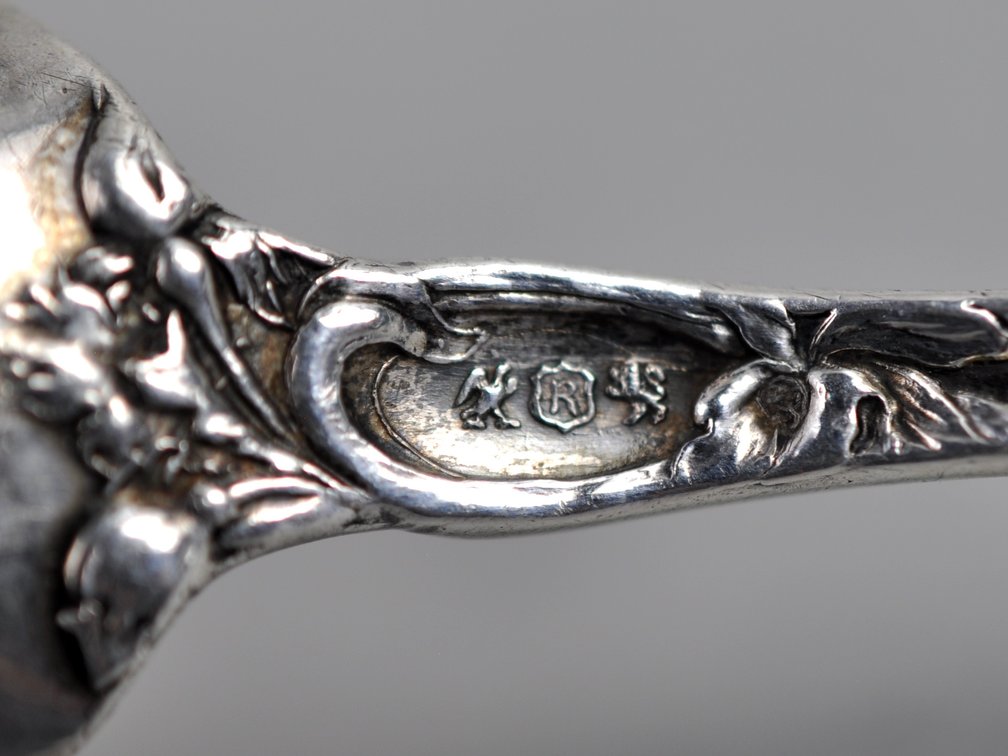 Reed & Barton Les Six Fleurs Sterling Bouillon Spoon, photo 9 of 11
