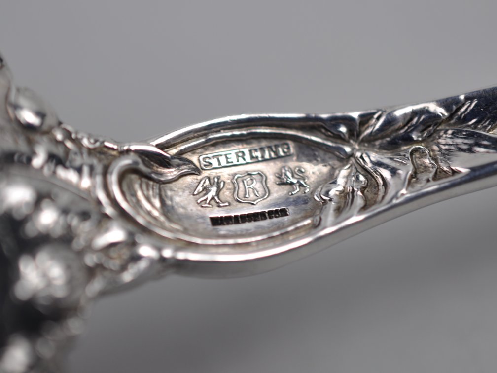 Les Six Fleurs Pattern Sterling Silver Fork Spatula, photo 9 of 9