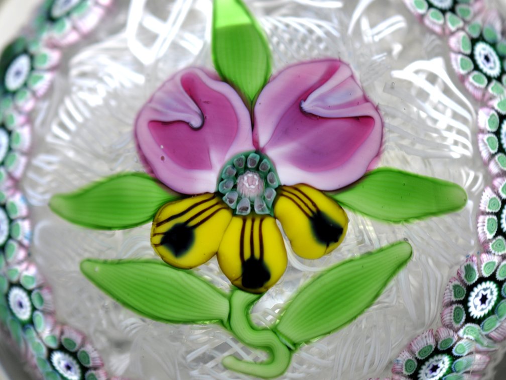 Perthshire 1971 Pansy Paperweight