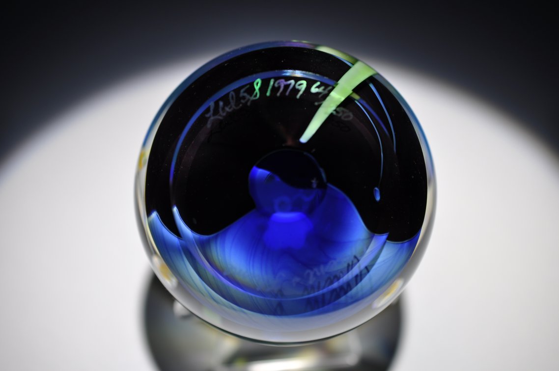 Orient & Flume 1979 Bird Paperweight