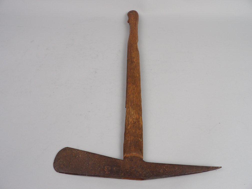 Hand Forged Spiked Tomahawk, photo 7 of 7