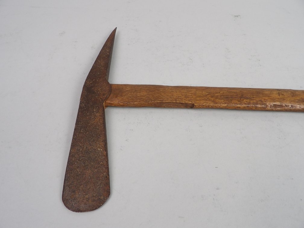 Hand Forged Spiked Tomahawk, photo 5 of 7
