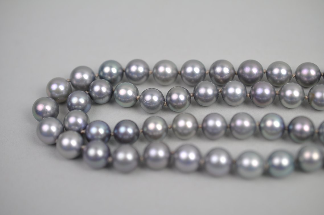 Silver/Blue Pearls Strand, photo 5 of 11