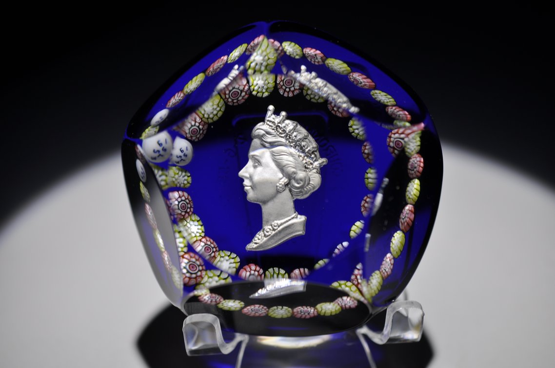 St. Louis Queen Elizabeth II Sulphide
