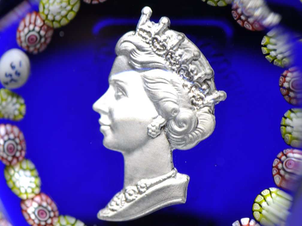 St. Louis Queen Elizabeth II Sulphide