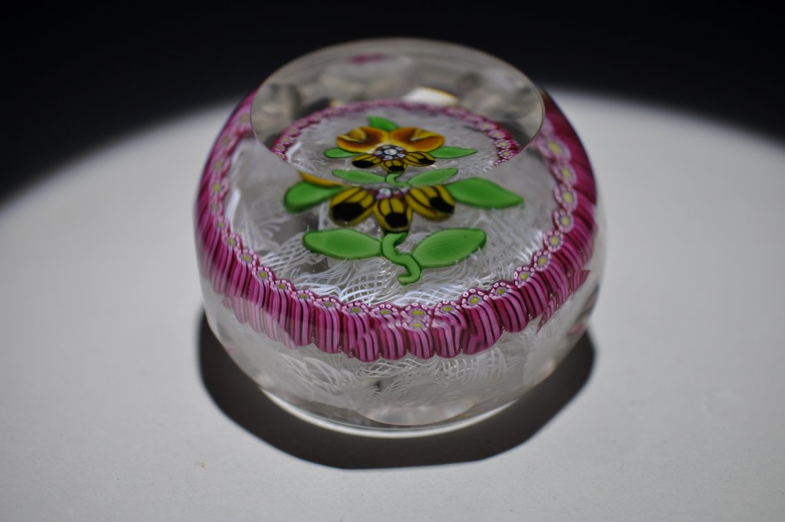 Perthshire 1971 Pansy Paperweight