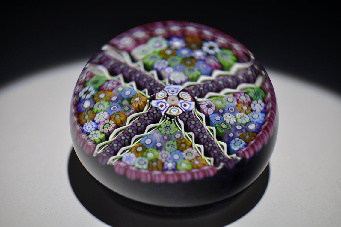 Perthshire 1978 Millefiori Cross Weight