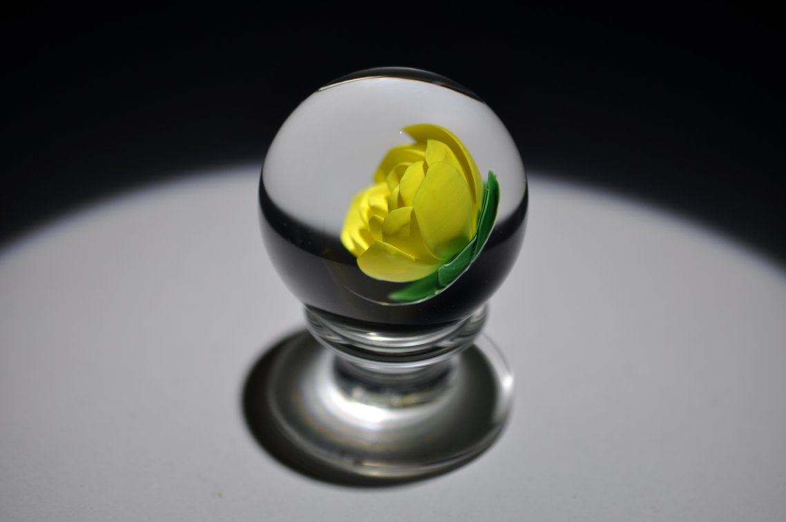 Francis Whittemore Yellow Rose Pedestal
