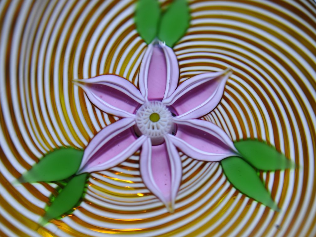 Perthshire 1981 Miniature Flower & Swirl
