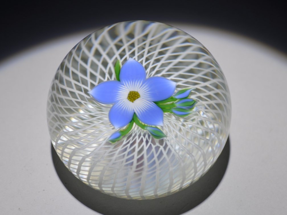 Perthshire 1997 Floral Latticinio Weight