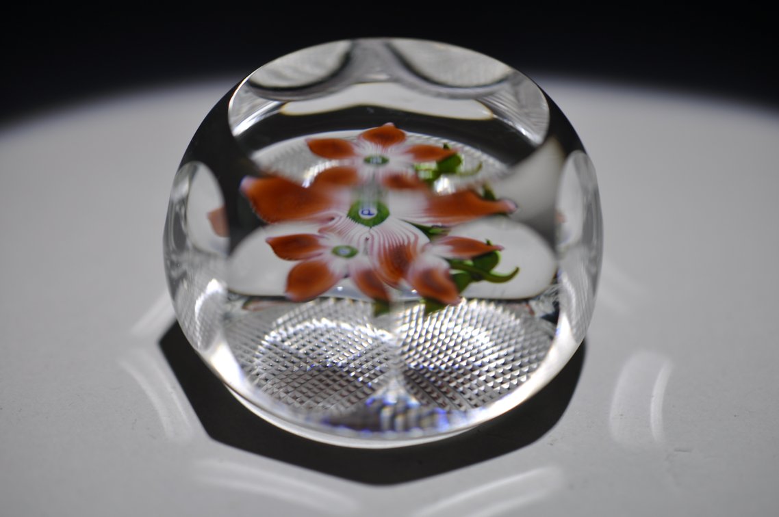 Perthshire 1973E Faceted Floral Weight