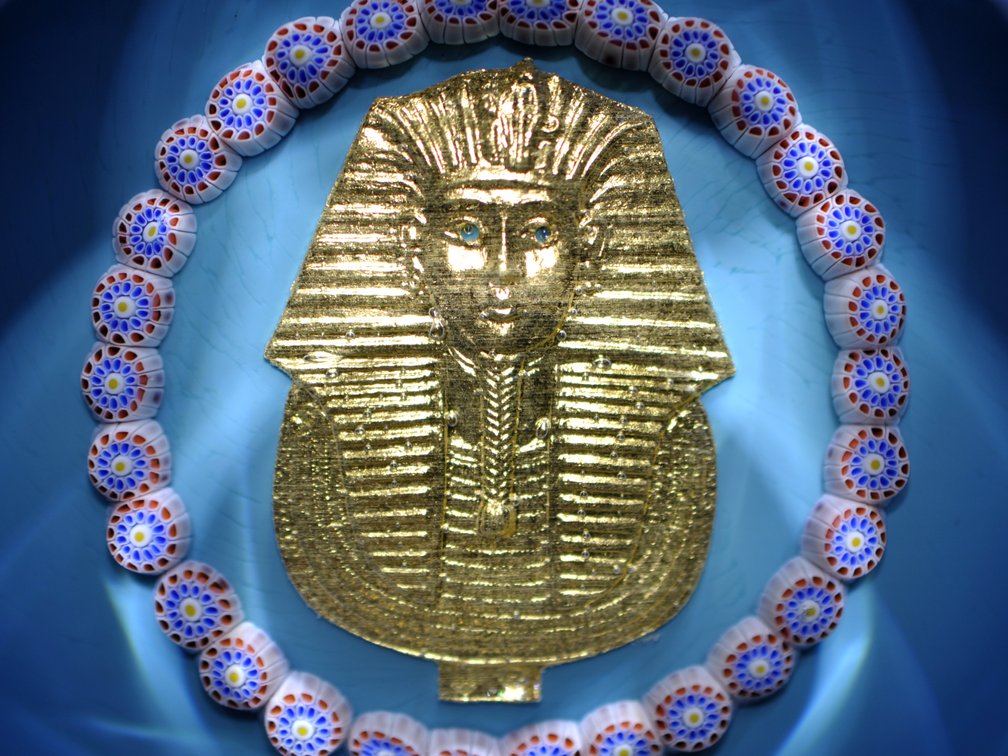 St. Louis 1979 King Tut Paperweight