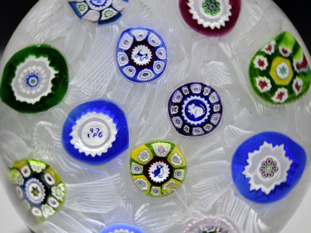 Perthshire 1976 Millefiori PP11 Weight