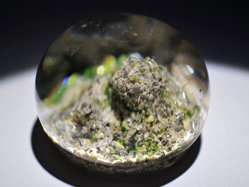 Baccarat 1994 Rock/Earth Ground Weight