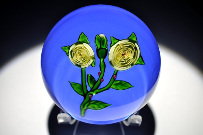 St. Louis 1976 Yellow Rose Motif Weight