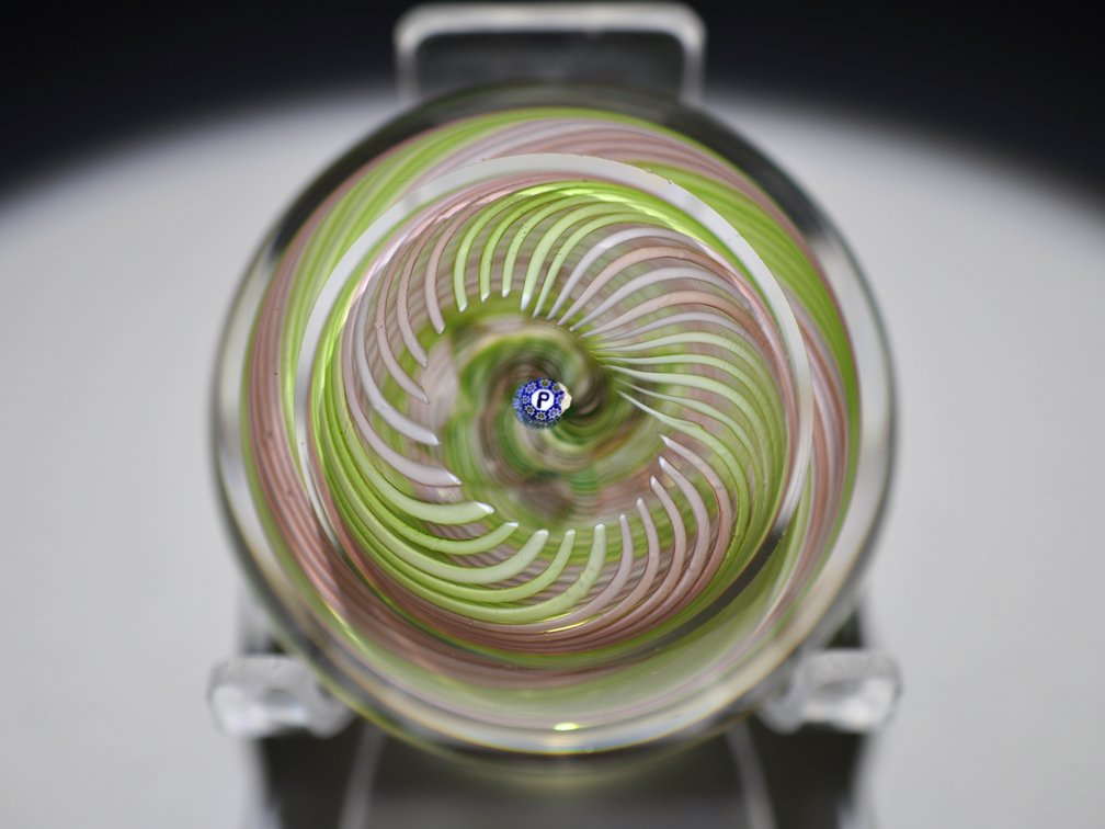 Perthshire 1977 Nosegay Floral Swirl