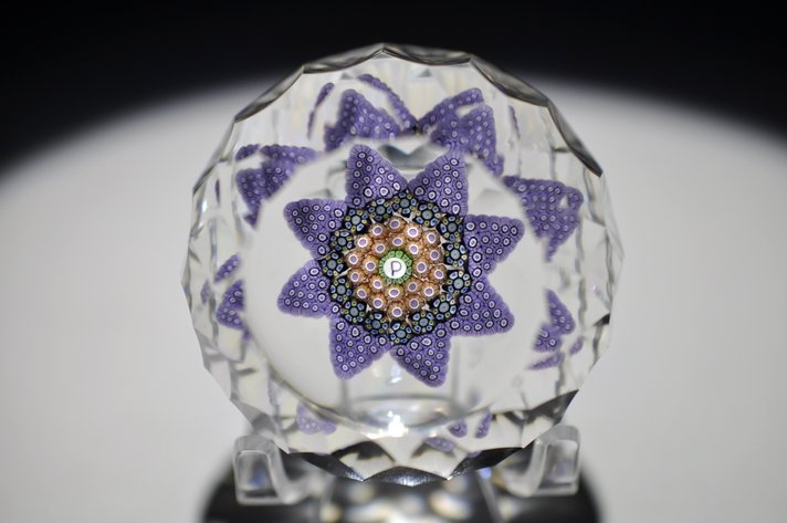 Perthshire 1982 Star Millefiori Weight