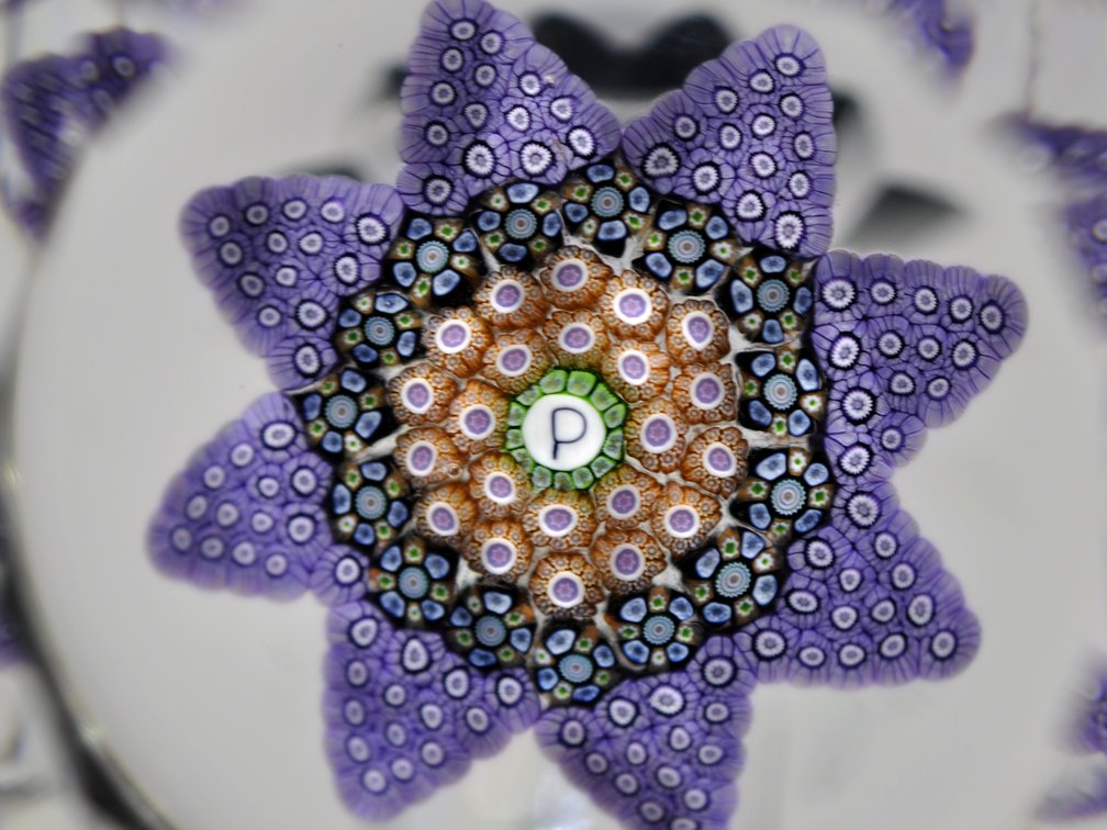 Perthshire 1982 Star Millefiori Weight