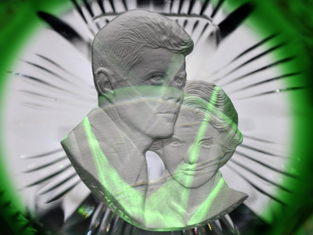 D'Albret John & Jacki Kennedy Sulphide
