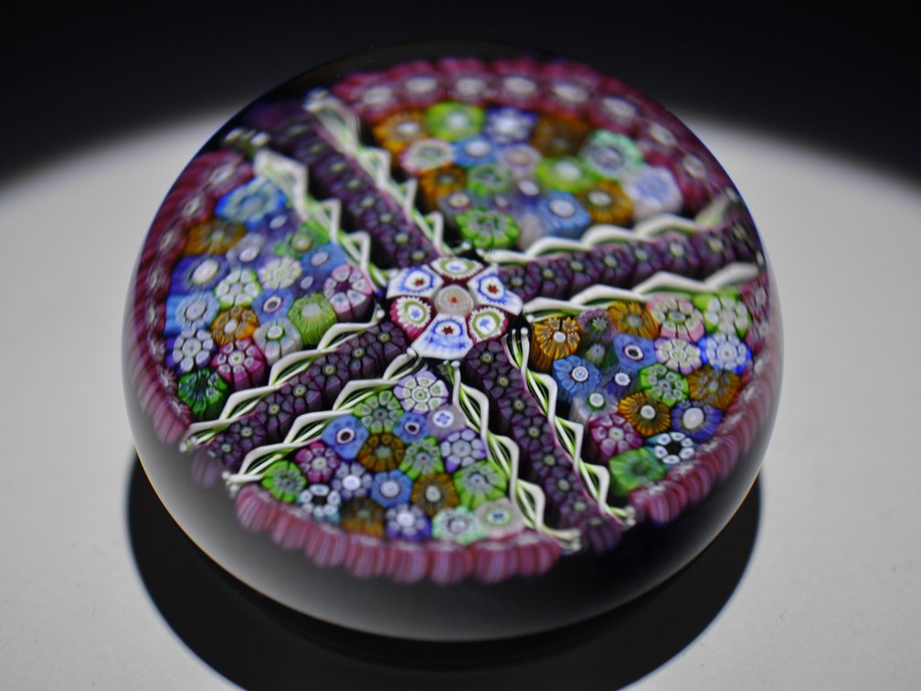 Perthshire 1978 Millefiori Cross Weight