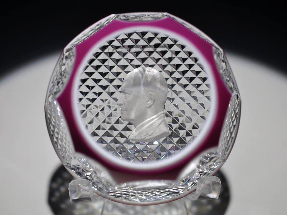 Baccarat 1954 Eisenhower Overlay Sulphide