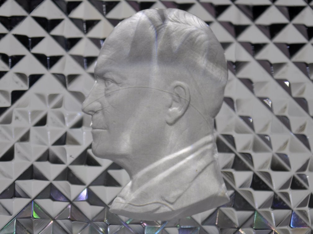 Baccarat 1954 Eisenhower Overlay Sulphide