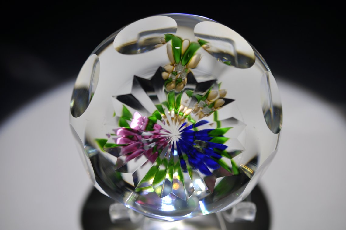 Perthshire Faceted Floral Paperweight