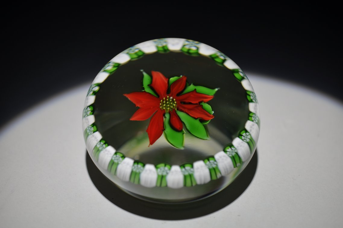 Perthshire Poinsettia Paperweight