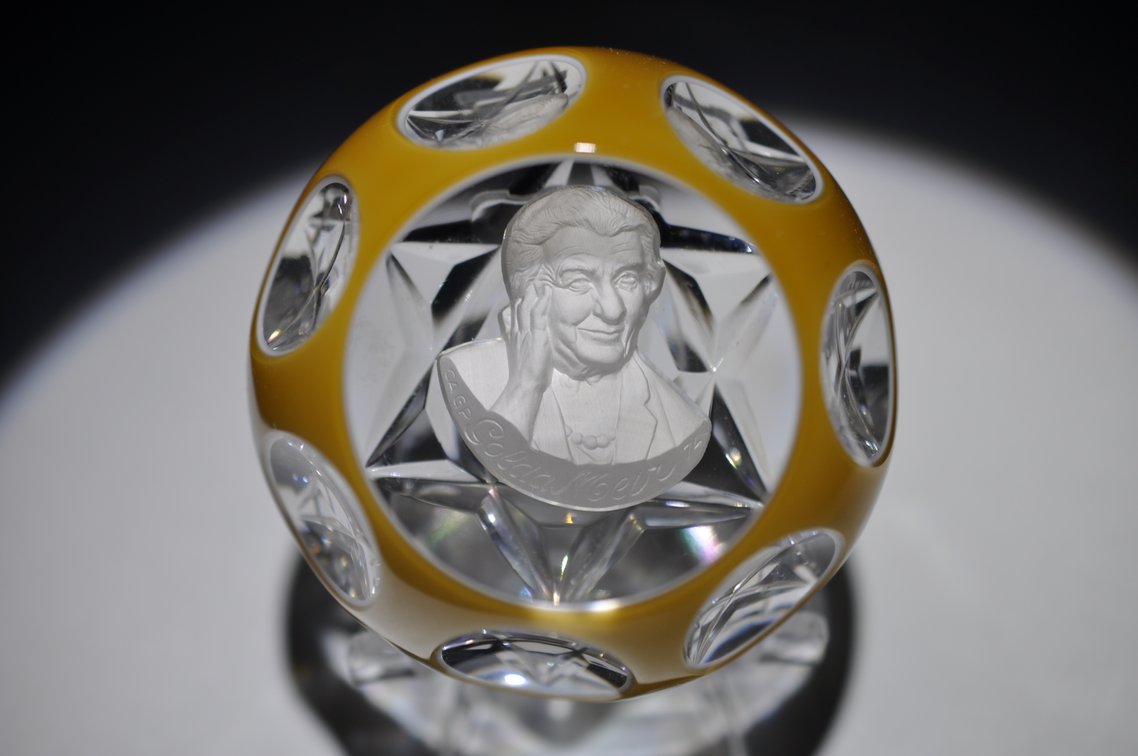 Cristal d'Albret Golda Meir Sulphide Paperweight